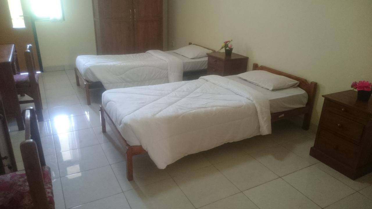 Edutel Undiksha Hotel Singaraja Esterno foto