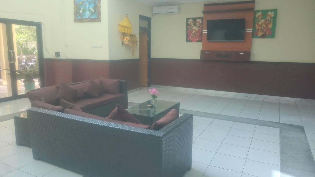 Edutel Undiksha Hotel Singaraja Esterno foto