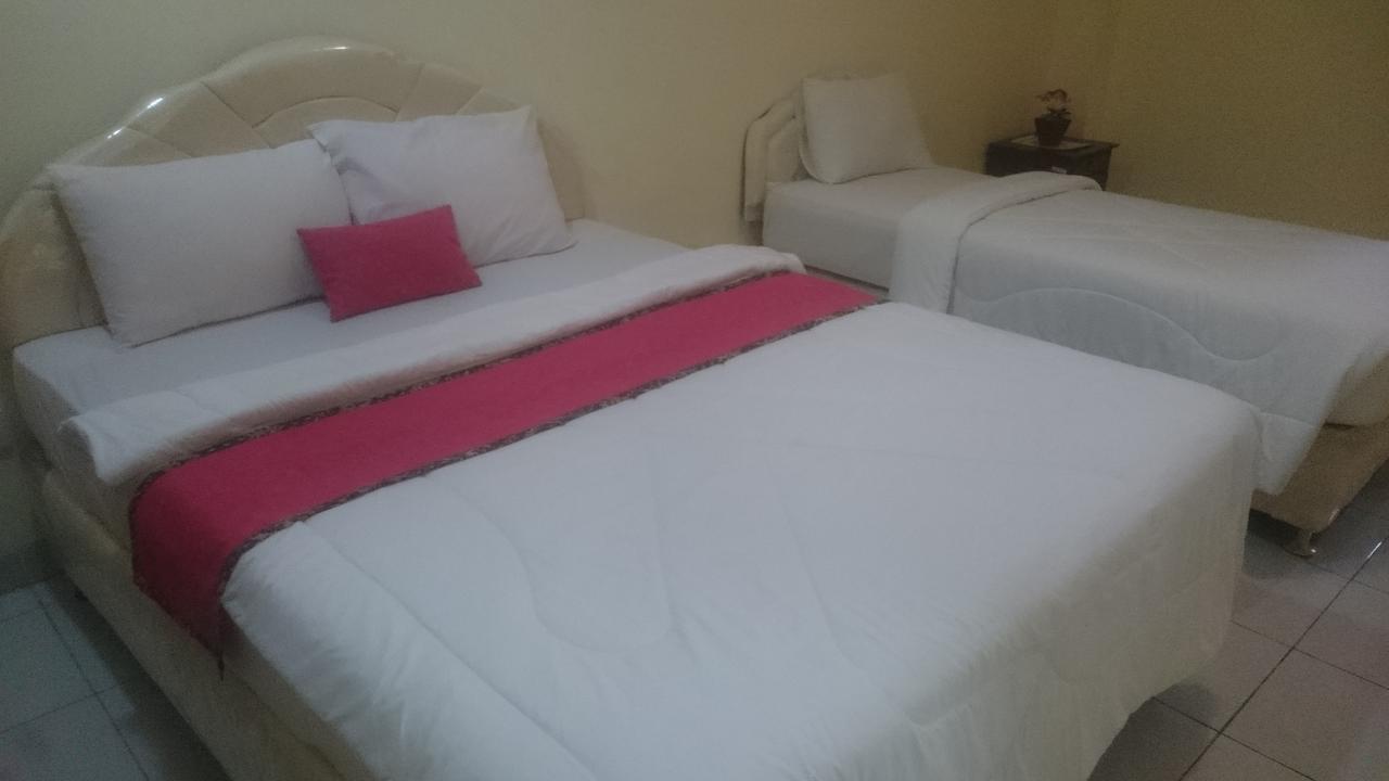 Edutel Undiksha Hotel Singaraja Esterno foto